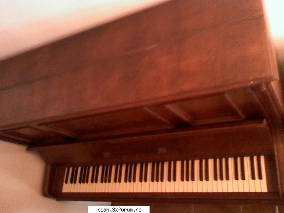 vand pian are 110 ani pentru mai multe detali sunati telefon :::: 0745510084