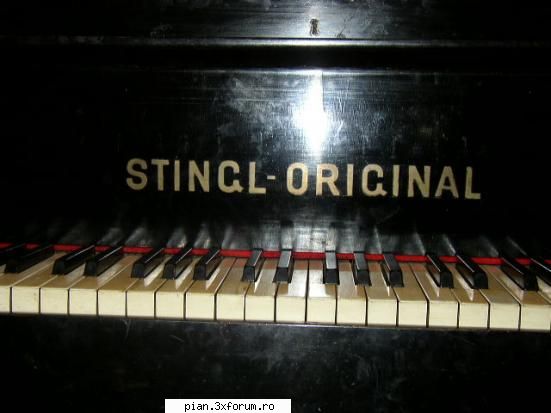 vand pian vienez, , coada scurta, 7 octave, 3 pedale, mecanica bronz ,corzi pian